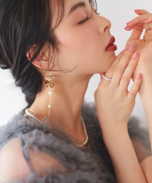 メタル フラワー パール ドロップ イヤリング ｜ レディース 結婚式