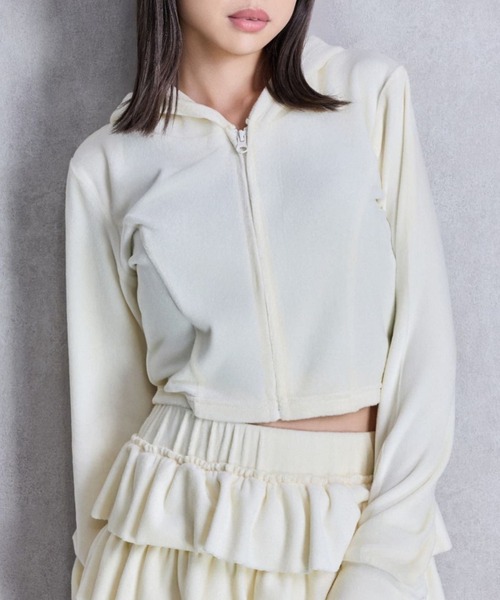 GYDA(ジェイダ)の「Robertson Blvd Velour ショートパーカー(パーカー・レディース・アイボリー/ブラック/カーキ・FREE)」の1枚目の写真