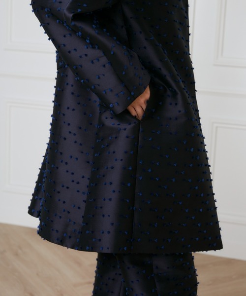 INED(イネド)の「ノーカラーAラインコート《la veille by SUPERIOR CLOSET》【セットアップ対応】(ノーカラーコート・レディース・ネイビー/アイボリー・9号)」の19枚目の写真