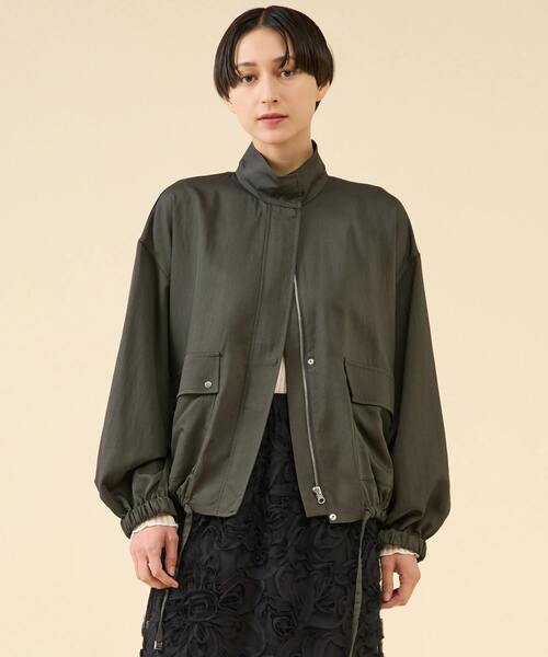 martinique（マルティニーク）の「VIS混ツイルスタンドカラーブルゾン（ブルゾン・レディース・ネイビー/ボルドー/カーキ・FREE）」の2枚目の写真