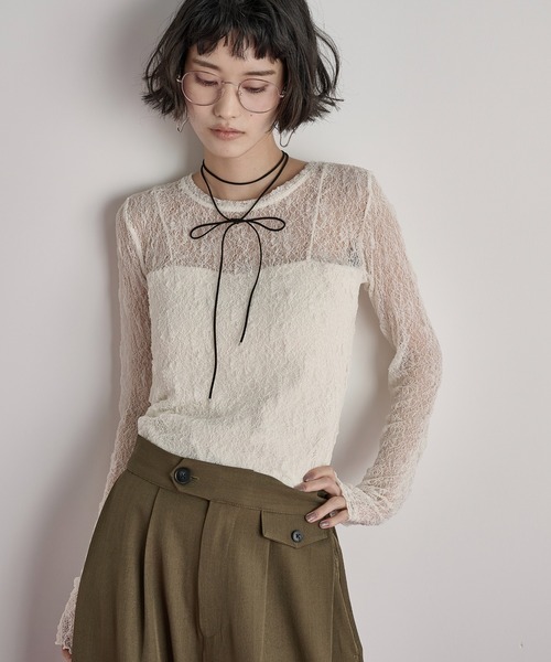 THE YOn（ザヨン）の「ストレッチレースクルーネックPO（Tシャツ/カットソー・レディース・グレイッシュベージュ/ブラック/ピンク/アイボリー・FREE）」の2枚目の写真