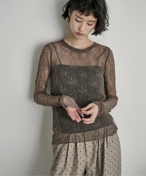 THE YOn（ザヨン）の「ストレッチレースクルーネックPO（Tシャツ/カットソー・レディース・グレイッシュベージュ/ブラック/ピンク/アイボリー・FREE）」の8枚目の写真