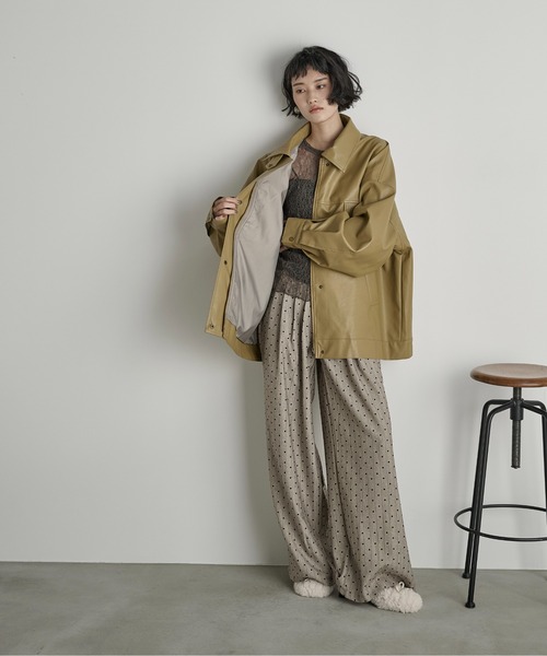 THE YOn（ザヨン）の「ストレッチレースクルーネックPO（Tシャツ/カットソー・レディース・グレイッシュベージュ/ブラック/ピンク/アイボリー・FREE）」の18枚目の写真