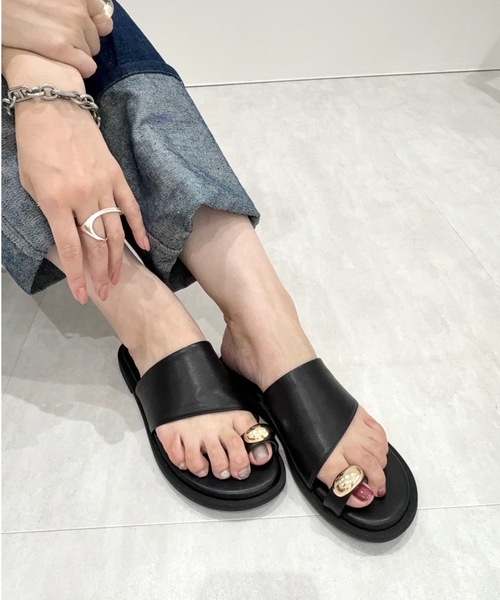 HIMIKO（ヒミコ）の「【HIMIKO】【ZOZOTOWN限定】きらぷくサムリングサンダル/650203（サンダル・レディース・ブラック・SMALL/MEDIUM/LARGE/X-LARGE）」の22枚目の写真