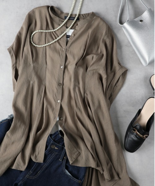 Right-on(ライトオン)の「【HONEYSUCKLE ROSE】タックシアーチュニック(チュニック・レディース・オフホワイト/ブラック/カーキブラウン・M/L)」の3枚目の写真