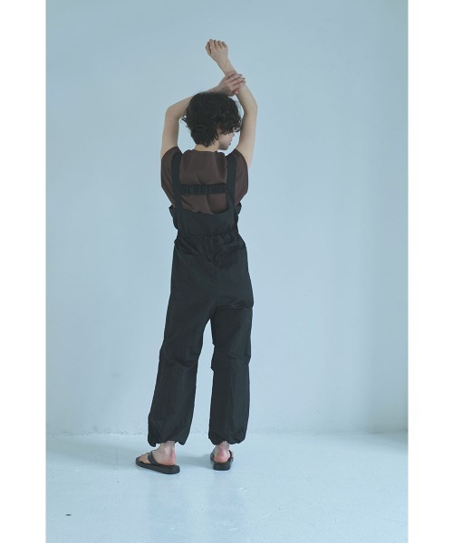 marjour（マージュール）の「NYLON ZIP SALOPETTE（サロペット/オーバーオール・レディース・ブラック/ベージュ・M）」の12枚目の写真