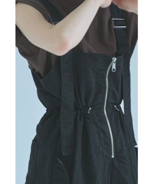 marjour（マージュール）の「NYLON ZIP SALOPETTE（サロペット/オーバーオール・レディース・ブラック/ベージュ・M）」の16枚目の写真