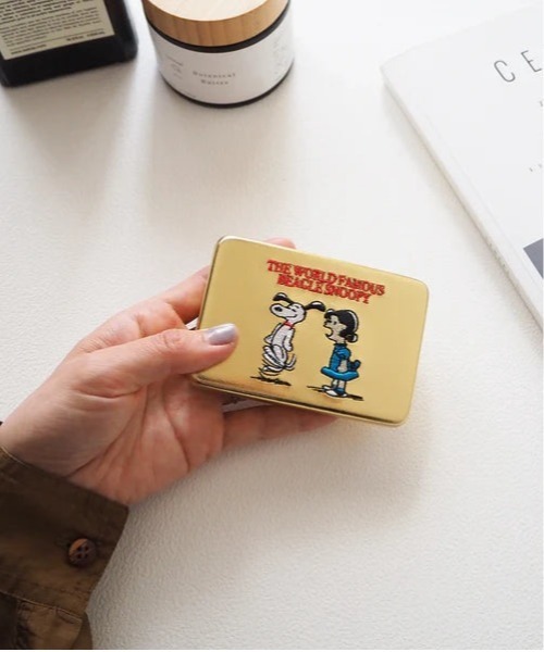 LAZY SUSAN(レイジースーザン)の「マルチJケースPN2 コンパクトミラーL(ポーチ・レディース・ゴールド/シルバー・FREE)」の1枚目の写真