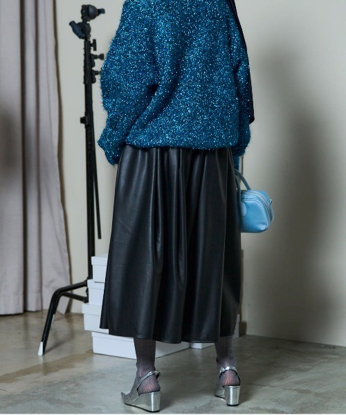 MAISON SPECIAL(メゾンスペシャル)の「Waist Frill Vegan Leather Mid-length Skirt/ウエストフリルヴィーガンレザーミモレスカート(スカート・レディース・ブラウン/ブラック・36/38)」の8枚目の写真