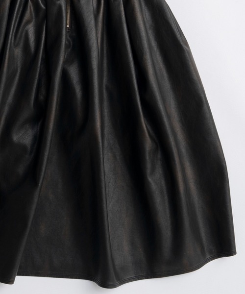 MAISON SPECIAL(メゾンスペシャル)の「Waist Frill Vegan Leather Mid-length Skirt/ウエストフリルヴィーガンレザーミモレスカート(スカート・レディース・ブラウン/ブラック・36/38)」の14枚目の写真