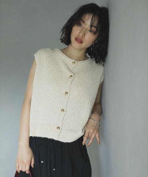 Green　Parks（グリーンパークス）の「ツイード風金釦ニットベスト（ベスト・レディース・アイボリー/ブラック/グレー・FREE）」の19枚目の写真
