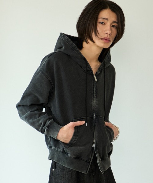 SINSS(シンス)の「Heavy weight double zip hoodie / ヘビーウェイトダブルジップフーディー (短丈)(パーカー・メンズ・ブラック/ライトグレー/ブラック系その他/スミクロ・LARGE/MEDIUM/SMALL/X-SMALL)」の8枚目の写真