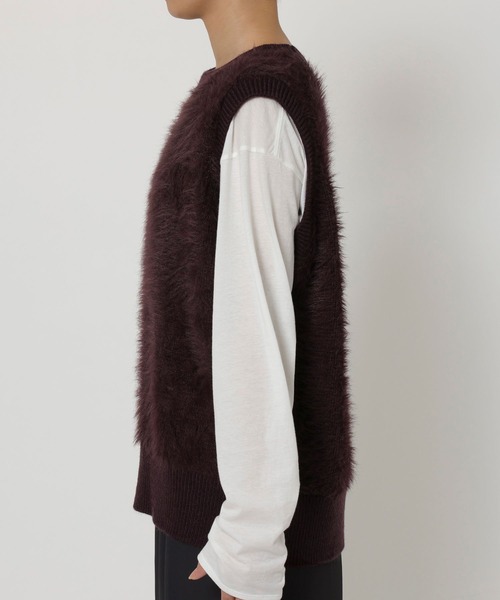 BABYLONE（バビロン）の「ロングシャギーベスト（ベスト・レディース・ブラック/オフホワイト/ボルドー・フリー）」の5枚目の写真