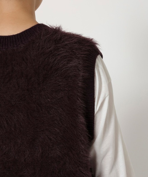 BABYLONE（バビロン）の「ロングシャギーベスト（ベスト・レディース・ブラック/オフホワイト/ボルドー・フリー）」の7枚目の写真