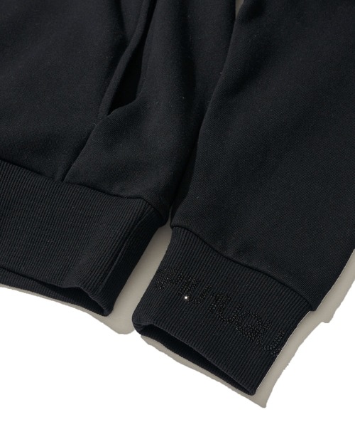 1piu1uguale3 RELAX（ウノピュウノウグァーレトレリラックス）の「【1PIU1UGUALE3 RELAX】ラインストーンカフス スウェットクルーネックプルオーバー（スウェット・メンズ・ベージュ/ブラック/グレー・X-LARGE/LARGE/MEDIUM）」の13枚目の写真