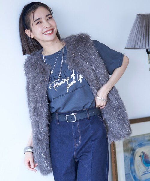 Remind me and forever（リマインドミーアンドフォーエバー）の「【nane】ピグメント加工ロゴTシャツ（Tシャツ/カットソー・レディース・ネイビー/レッド/チャコールグレー・FREE）」の3枚目の写真