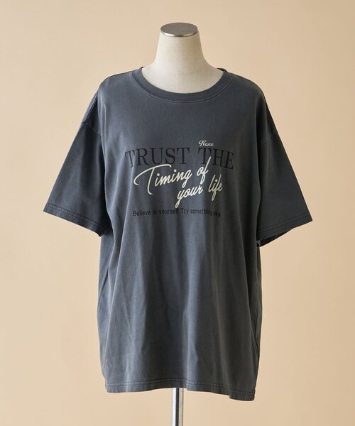 Remind me and forever（リマインドミーアンドフォーエバー）の「【nane】ピグメント加工ロゴTシャツ（Tシャツ/カットソー・レディース・ネイビー/レッド/チャコールグレー・FREE）」の14枚目の写真