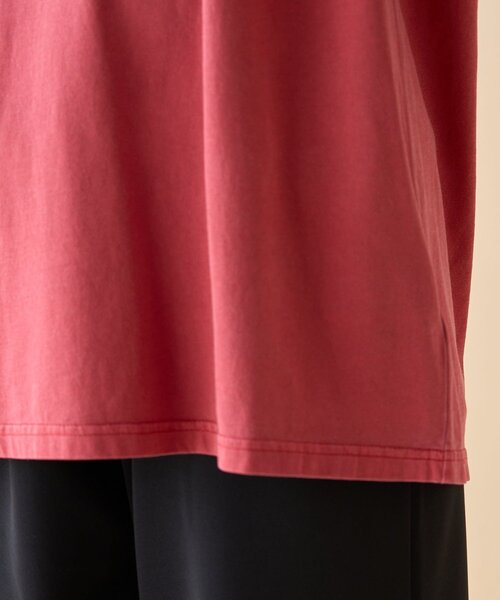 Remind me and forever（リマインドミーアンドフォーエバー）の「【nane】ピグメント加工ロゴTシャツ（Tシャツ/カットソー・レディース・ネイビー/レッド/チャコールグレー・FREE）」の20枚目の写真