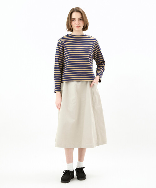 ORCIVAL(オーシバル)の「ORCIVAL | コットンロード クルーネックTシャツ WOMEN(Tシャツ/カットソー・レディース・アイボリー/グレイッシュベージュ/ブラック/ホワイト系その他5/ブラック系その他2/ブルー系その他5/グレー系その他/ダークブラウン/ブルー系その他/グリーン系その他/ブラック系その他/ベージュ系その他/レッド系その他/ブラウン系その他/イエロー系その他・1)」の16枚目の写真