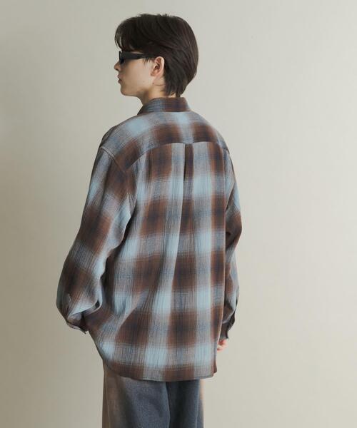 SENSE OF PLACE by URBAN RESEARCH(センスオブプレイスバイアーバンリサーチ)の「オンブレーチェックレギュラーカラーシャツ(シャツ/ブラウス・メンズ・ブラック/グレー/ブルー・MEDIUM/LARGE)」の5枚目の写真