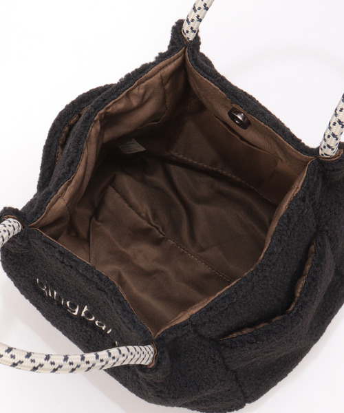 ikka（イッカ）の「【軽量】ボアロゴイリミニトート（トートバッグ・レディース・ブラック/ブラウン/オフホワイト/モカ・FREE）」の10枚目の写真