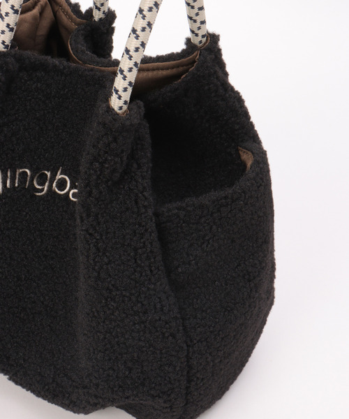 ikka（イッカ）の「【軽量】ボアロゴイリミニトート（トートバッグ・レディース・ブラック/ブラウン/オフホワイト/モカ・FREE）」の15枚目の写真