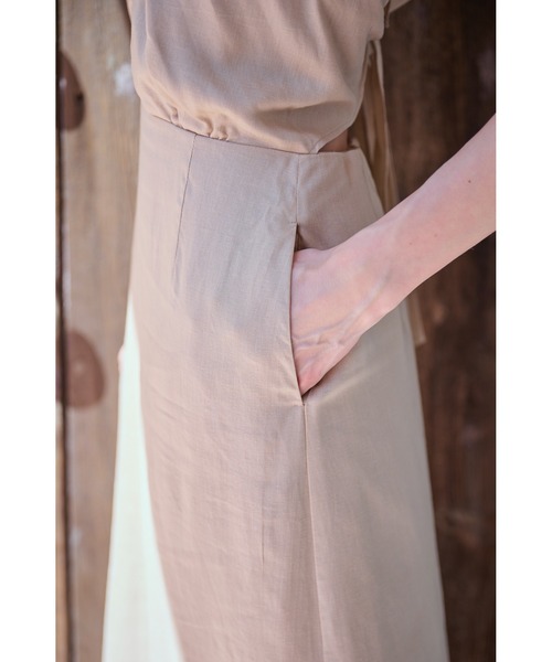 Estella.K(エステラケー)の「Agrigento Dress ホルターリングロングドレス(ワンピース・レディース・ブラック/ブラウン/ライトベージュ・FREE)」の9枚目の写真