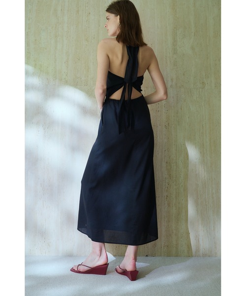 Estella.K(エステラケー)の「Agrigento Dress ホルターリングロングドレス(ワンピース・レディース・ブラック/ブラウン/ライトベージュ・FREE)」の6枚目の写真