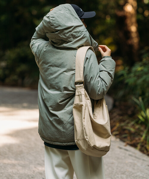 FREAK'S STORE（フリークスストア）の「NANGA × FREAK'S STORE/ナンガ 別注 NEW DOWN JACKET WOMEN’S/ニューダウンジャケット ウィメンズ（ダウンジャケット/コート・レディース・オリーブ/ブラック/グレー・ﾌﾘ-）」の10枚目の写真