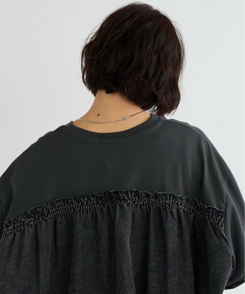 A.D.C.L.(エーディーシーエル)の「背面 デニム切替 プリント ビッグTシャツ(Tシャツ/カットソー・レディース・チャコールグレー/オフホワイト・M/L)」の15枚目の写真