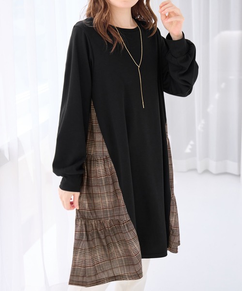 alotta(アロッタ)の「異素材切替チュニックワンピース(ワンピース・レディース・ストライプ/チェック/ブラック系その他/ブラック×ホワイト・M/LL/L)」の9枚目の写真