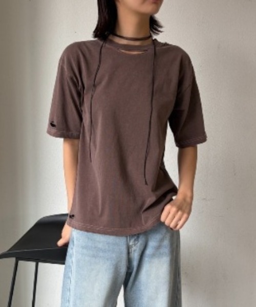 AIC.(エーアイシー)の「ピグメント加工カットアウトダメージTシャツ(Tシャツ/カットソー・レディース・オフホワイト/チャコールグレー/ブラウン・FREE)」の21枚目の写真