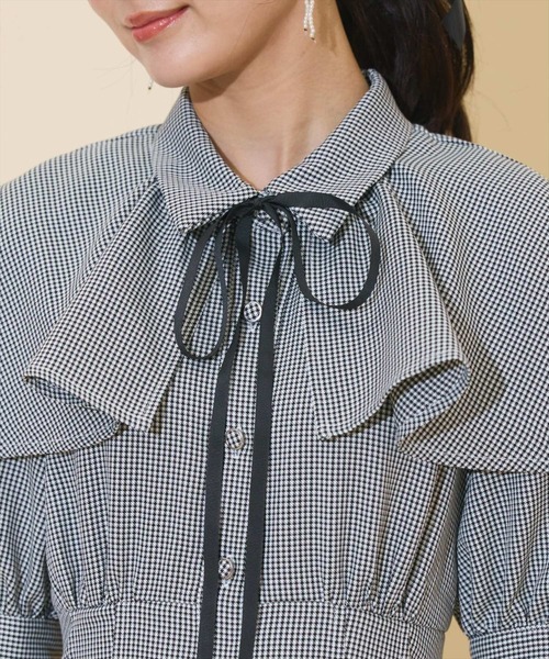 WILLSELECTION(ウィルセレクション)の「スクエアラッフルシャツワンピース(ワンピース・レディース・ブラック系その他/チャコールグレー/ピンク・FREE)」の14枚目の写真