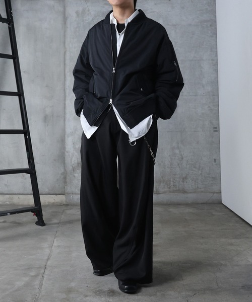 Confirm(コンファーム)の「AW ヴィンテージスモークウォッシュ柄 アブストラクト柄 ダブルジップ MA-1 中綿ブルゾン ビッグシルエット メンズ レディース ユニセックス 【Confirm】(ダウンジャケット/コート・メンズ・ブラック/ホワイト系/グレー系・L/M)」の10枚目の写真