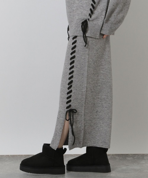 LAKOLE(ラコレ)の「ハンドステッチニットスカート / 587910(スカート・レディース・グレー/ブルー/アイボリー/モカ・FREE)」の9枚目の写真