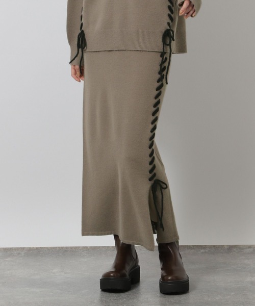 LAKOLE(ラコレ)の「ハンドステッチニットスカート / 587910(スカート・レディース・グレー/ブルー/アイボリー/モカ・FREE)」の11枚目の写真