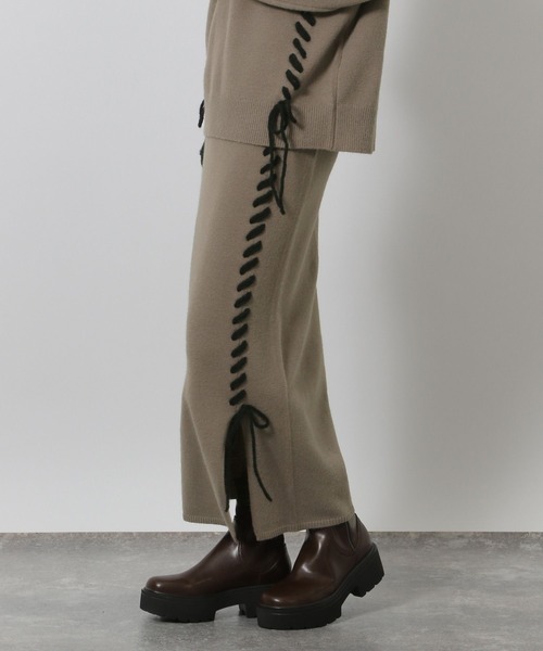 LAKOLE(ラコレ)の「ハンドステッチニットスカート / 587910(スカート・レディース・グレー/ブルー/アイボリー/モカ・FREE)」の12枚目の写真