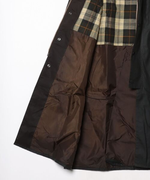 Barbour(バブアー)の「【BURGHLEY / バーレー】ワックス コットン ロング コート ( オーバーサイズ フィット )(チェスターコート・メンズ・グリーン・34/36/38/40)」の10枚目の写真