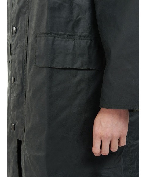 Barbour(バブアー)の「【BURGHLEY / バーレー】ワックス コットン ロング コート ( オーバーサイズ フィット )(チェスターコート・メンズ・グリーン・34/36/38/40)」の7枚目の写真
