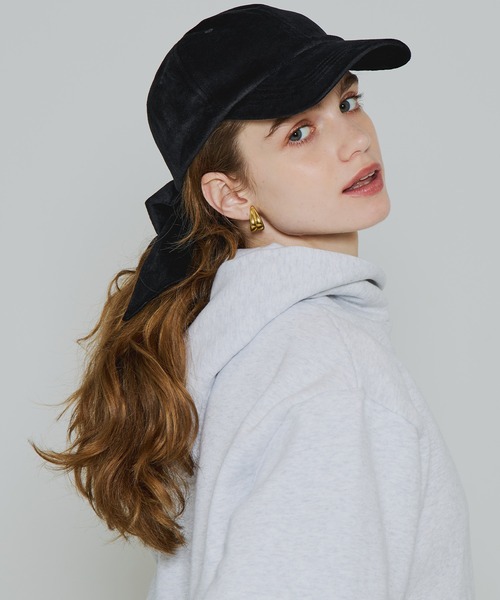 coca（coca）（コカ）の「【WEB限定セール】ベロアリボンキャップ（キャップ・レディース・グレイッシュベージュ/ブラック・ONE SIZE）」の13枚目の写真