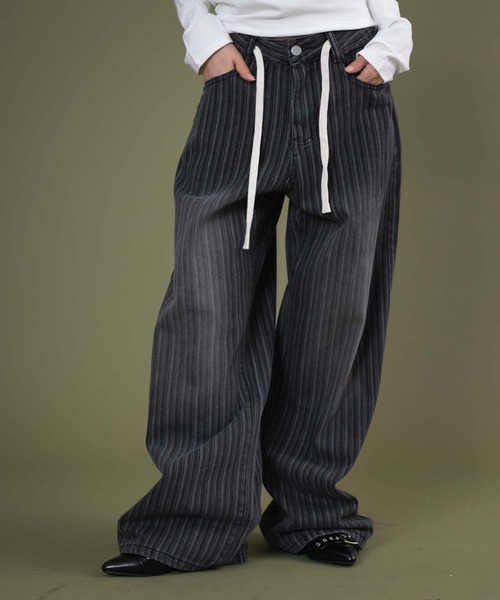 dispark（ディスパーク）の「DISPARK/ドロストストライプブラストデニム（デニムパンツ・レディース・ブラック/インディゴブルー・SMALL/MEDIUM）」の2枚目の写真