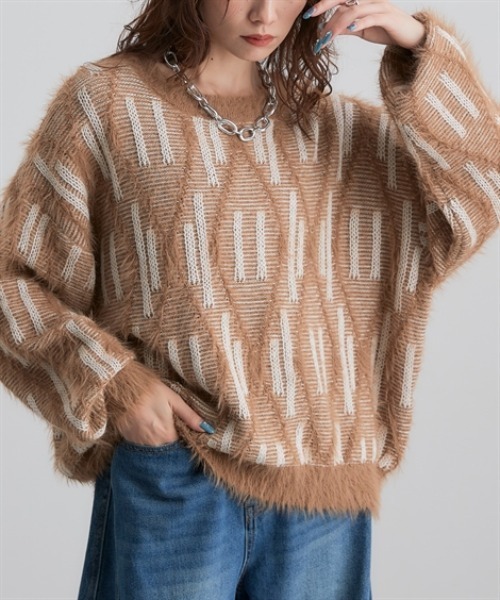 Soiunique（スワユニーク）の「フェザー切替ゆったりサイズ総柄ニット　［Soiunique］（ニット/セーター・レディース・ブラウン系/ブラック系・フリー）」の15枚目の写真