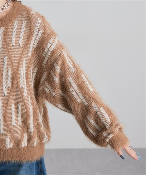 Soiunique（スワユニーク）の「フェザー切替ゆったりサイズ総柄ニット　［Soiunique］（ニット/セーター・レディース・ブラウン系/ブラック系・フリー）」の21枚目の写真