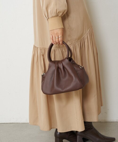 Jena espace merveilleux（ジェナ　エスパスメルヴェイユ）の「《さわゆい企画》【新色登場・WEB限定】プリーツレザーバッグ（トートバッグ・レディース・ブラック・FREE）」の21枚目の写真