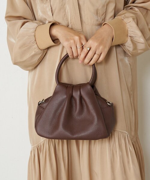 Jena espace merveilleux（ジェナ　エスパスメルヴェイユ）の「《さわゆい企画》【新色登場・WEB限定】プリーツレザーバッグ（トートバッグ・レディース・ブラック・FREE）」の22枚目の写真