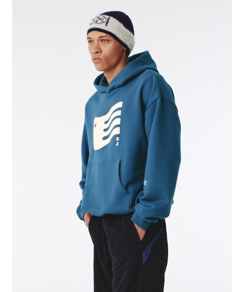 Kijun（キジュン）の「Flag Hoodie UNISEX Dusty Blue（パーカー・レディース・その他・SMALL）」の3枚目の写真