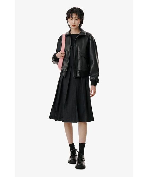 MUSINSA STANDARD WOMAN（ムシンサスタンダードウーマン）の「ウィメンズクルーネック長袖ニットTシャツ[ブラック]（Tシャツ/カットソー・レディース・その他・SMALL/MEDIUM/LARGE/X-SMALL）」の6枚目の写真