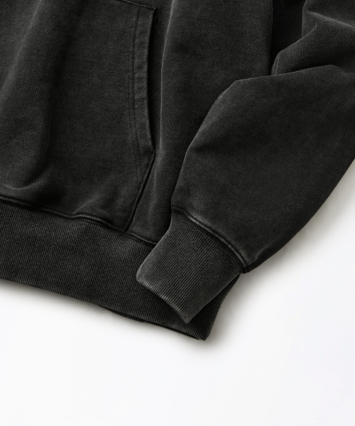 OUTSTANDING(アウトスタンディング)の「AUTHENTIC COMFORT HOOD SWEAT_VINTAGE CHARCOAL(パーカー・メンズ・その他・MEDIUM/LARGE/X-LARGE)」の6枚目の写真