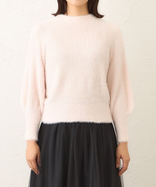 TO BE CHIC(トゥー ビー シック)の「フェザーモール ホールガーメントニット(ニット/セーター・レディース・ピンク系その他2/オフホワイト・40)」の6枚目の写真