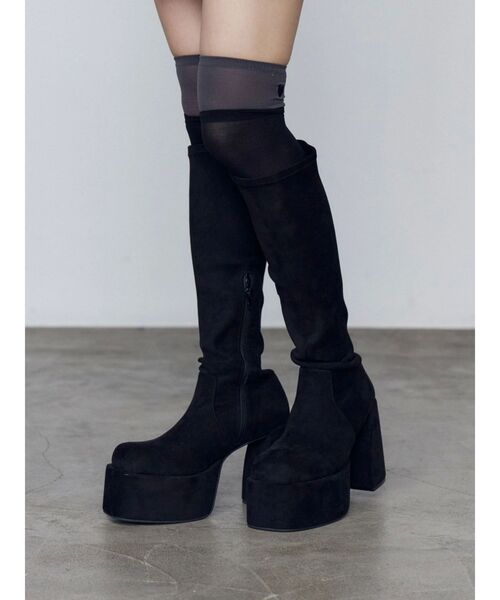 EMODA（エモダ）の「レイヤードシアーニーハイソックス（ソックス/靴下・レディース・ブラック/グレー・FREE）」の4枚目の写真